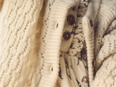 Lil Atelier turtledove fugle kjole